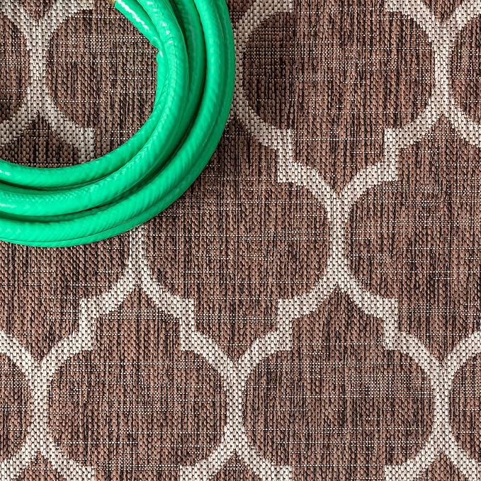 JONATHAN Y Moroccan Trellis Indoor Outdoor Square Area Rug 5X5 Espresso/Taupe, Trebol Textured Weave for Backyard, Patio, Porch, Easy-Cleaning, High Traffic, Pet-Friendly, Non-Shedding (SMB109B-5SQ)