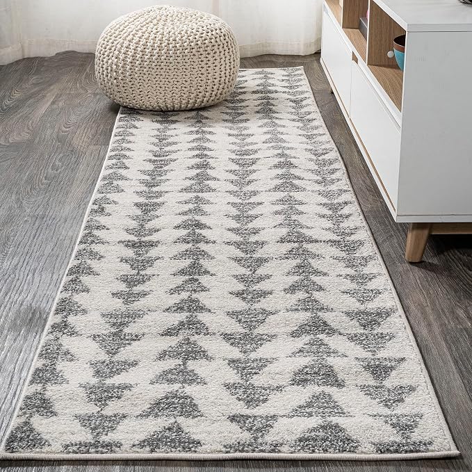 JONATHAN Y Aisha Moroccan Triangle Geometric Cream/Gray Runner Rug, 2x20, Contemporary, Modern, Easy-Cleaning for Living Room, Bedroom, Kitchen, Pet Friendly, Non-Shedding (MOH206B-220)