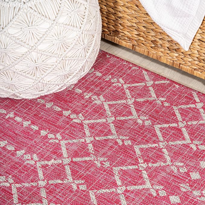 JONATHAN Y Moroccan Geometric Indoor Outdoor Round Area Rug 5 Ft Fuchsia/Light Gray, Ourika Textured Weave for Backyard, Patio, Porch, Easy-Cleaning, Pet-Friendly, Non-Shedding (SMB108Q-5R)