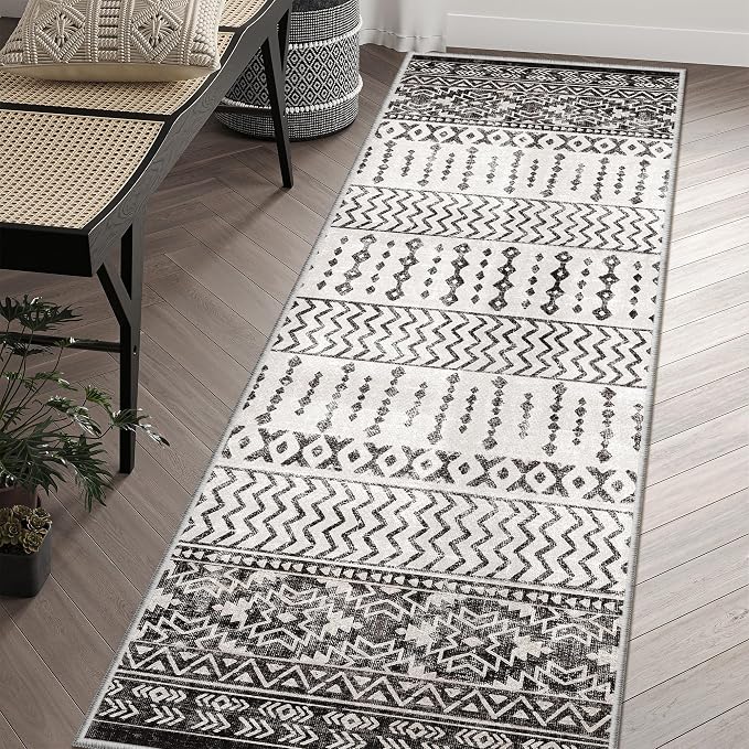 Art&Tuft 2x8 Runner Rug Non Slip, Washable Rug Runners for Hallways,Black | Low Pile, Moroccan Soft & Lighweight, Folable, Stain Resistant 8ft Carpet Runners for Entryway,Kitchen,Living Room,Bedroom