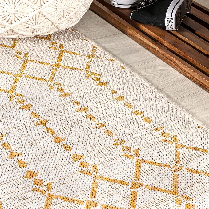 JONATHAN Y Moroccan Geometric Indoor Outdoor Round Area Rug 5 Ft Cream/Yellow, Ourika Textured Weave for Backyard, Patio, Porch, Easy-Cleaning, High Traffic, Pet-Friendly, Non-Shedding (SMB108J-5R)