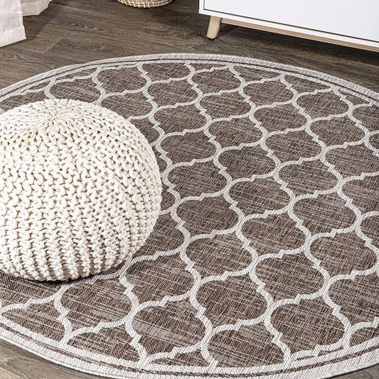 JONATHAN Y Moroccan Trellis Indoor Outdoor Round Area Rug 5 Ft Espresso/Taupe, Trebol Textured Weave for Backyard, Patio, Porch, Easy-Cleaning, High Traffic, Pet-Friendly, Non-Shedding (SMB109B-5R)