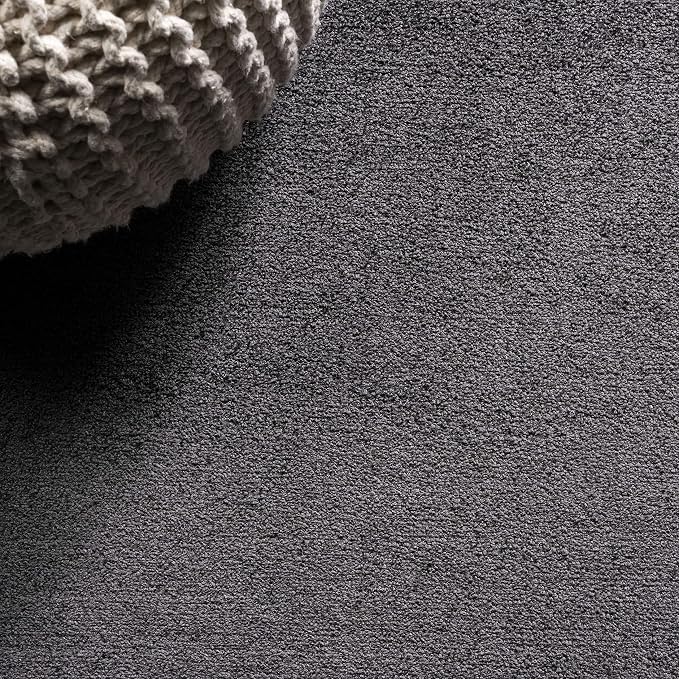 JONATHAN Y Haze Solid Low-Pile Black Indoor Area Rug 10x14, Coastal,Bohemian,Minimalist,Classic, Easy-Cleaning for Living Room,Bedroom,Kitchen,Pet Friendly,Non-Shedding (SEU100I-14)