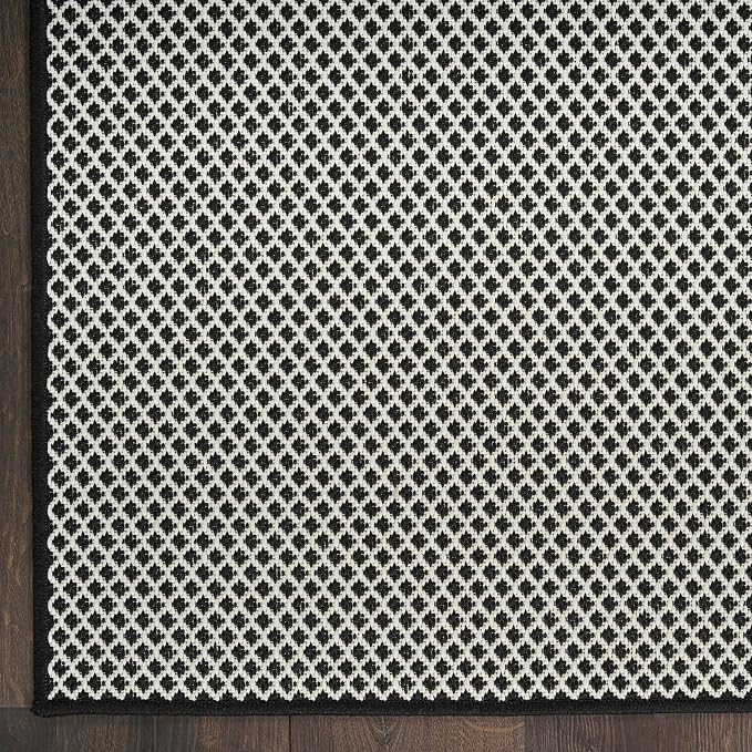 Nourison Home Courtyard Black White 5' x 7' Area Rug - Easy Clean, Non Shedding, Bed Room, Living Room, Dining Room, Kitchen (5' x 7')
