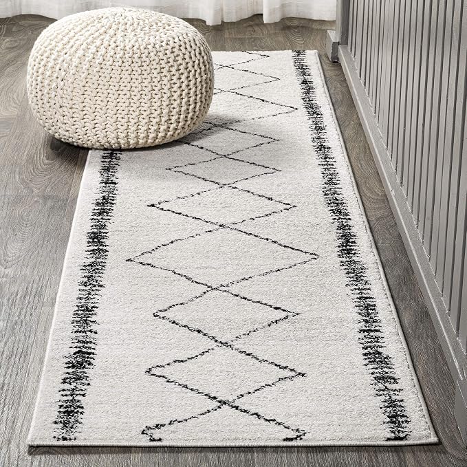 JONATHAN Y Zaina Moroccan Beni Souk Cream/Black Runner Rug, 2x8, Contemporary, Modern, Easy-Cleaning for Living Room, Bedroom, Kitchen, Pet Friendly, Non-Shedding (MOH203A-28)