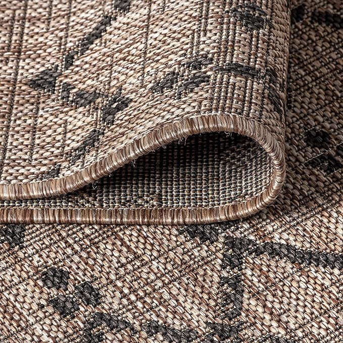 JONATHAN Y Moroccan Geometric Indoor Outdoor Area Rug 5X8 Natural/Black, Ourika Textured Weave for Backyard, Patio, Porch, Easy-Cleaning, High Traffic, Pet-Friendly, Non-Shedding (SMB108D-5)