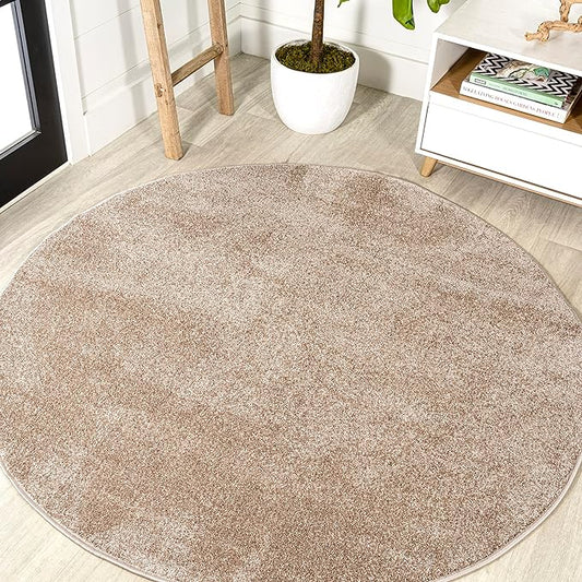 JONATHAN Y Haze Solid Low-Pile Beige 5' Round Indoor Area Rug, Coastal,Bohemian,Minimalist,Classic, Easy-Cleaning for Living Room,Bedroom,Kitchen,Pet Friendly,Non-Shedding (SEU100G-5R)