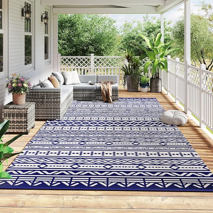 Outsunny Outdoor Rug for Patio, 9' x 18' Waterproof Large Mat, Reversible Plastic Straw Rug for Decor, Portable Outside RV Camping Area Carpet Mat for Backyard Porch Deck Picnic, Blue White Geometric