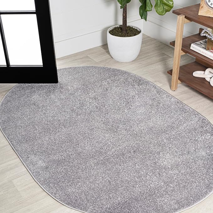 JONATHAN Y Haze Solid Low-Pile Gray 5x8 Oval Indoor Area Rug, Coastal,Bohemian,Minimalist,Classic, Easy-Cleaning for Living Room,Bedroom,Kitchen,Pet Friendly,Non-Shedding (SEU100A-5OV)