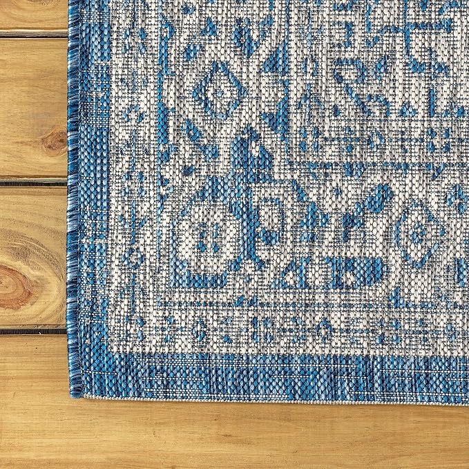 JONATHAN Y Medallion Weave Indoor Outdoor Round Area Rug 5 Ft Navy/Gray, Sinjuri Textured for Backyard, Patio, Porch, Easy-Cleaning, High Traffic, Pet-Friendly, Non-Shedding (SMB101B-5R)