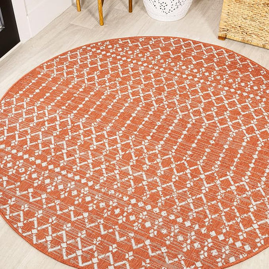 JONATHAN Y Moroccan Geometric Indoor Outdoor Round Area Rug 5 Ft Orange/Cream, Ourika Textured Weave for Backyard, Patio, Porch, Easy-Cleaning, High Traffic, Pet-Friendly, Non-Shedding (SMB108P-5R)