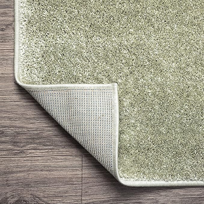 JONATHAN Y Haze Solid Low-Pile Green Runner Rug 2x12, Coastal,Bohemian,Minimalist,Classic, Easy-Cleaning for Living Room,Bedroom,Kitchen,Pet Friendly,Non-Shedding (SEU100O-212)