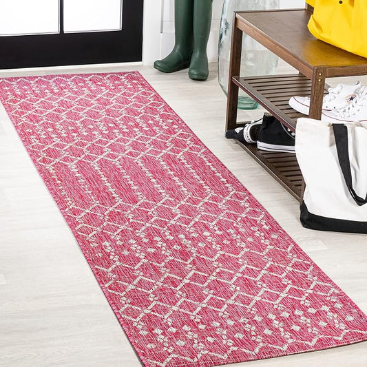 JONATHAN Y Moroccan Geometric Indoor Outdoor Runner Rug 2X8 Fuchsia/Light Gray, Ourika Textured Weave for Backyard, Patio, Porch, Easy-Cleaning, Pet-Friendly, Non-Shedding (SMB108Q-28)