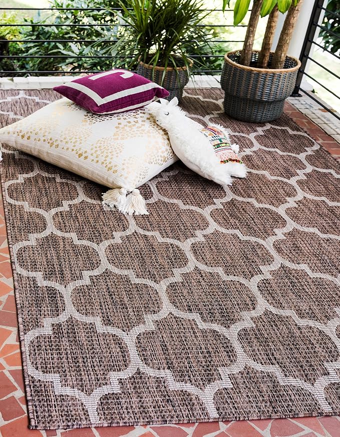 Unique Loom Outdoor Trellis Collection Area Rug (7' 1" x 10' Rectangle, Brown/ Ivory)