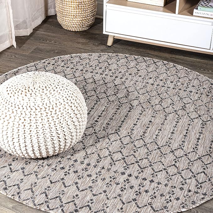 JONATHAN Y Moroccan Geometric Indoor Outdoor Round Area Rug 6 Ft Light Gray/Black, Ourika Textured Weave for Backyard, Patio, Porch, Easy-Cleaning, High Traffic Pet-Friendly, Non-Shedding SMB108E-6R