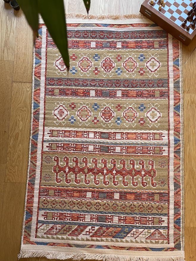 Secret Sea Collection: Modern Kilim Series Small Area Rug, Washable, Reversible, Cotton (2 x 3 feet, Worm Motif)
