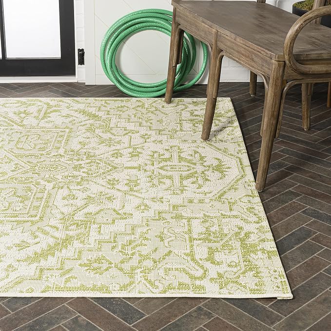 JONATHAN Y Boho Medallion Indoor Outdoor Area Rug 9X12 Cream/Green, Estrella Textured Weave for Backyard, Patio, Porch, Easy-Cleaning, High Traffic, Pet-Friendly, Non-Shedding (SMB105E-9)