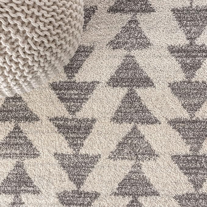 JONATHAN Y Aisha Moroccan Triangle Geometric Cream/Gray 5' Round Indoor Area Rug, Contemporary, Modern, Easy-Cleaning for Living Room, Bedroom, Kitchen, Pet Friendly, Non-Shedding (MOH206B-5R)