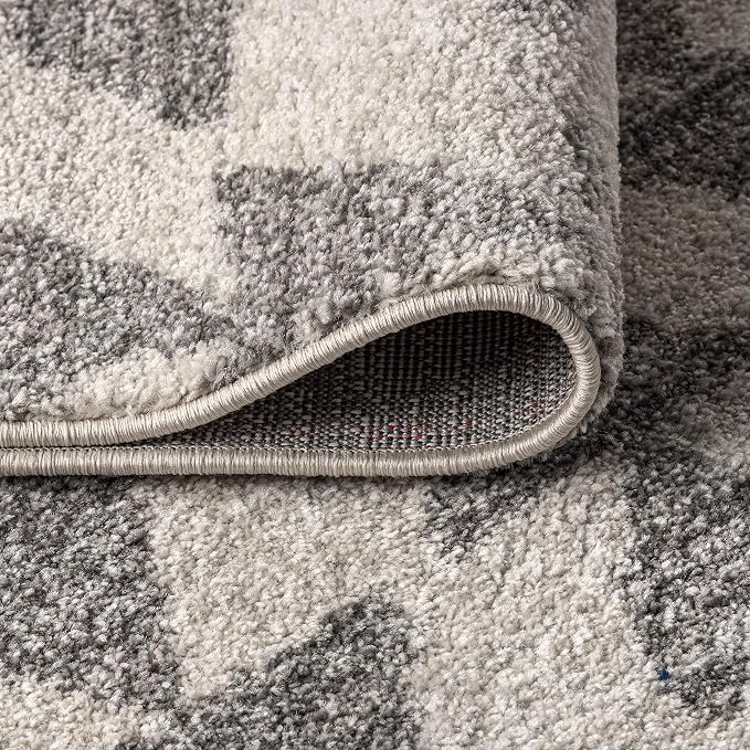 JONATHAN Y Aisha Moroccan Triangle Geometric Cream/Gray 3x3 Square Indoor Area Rug, Contemporary, Modern, Easy-Cleaning for Living Room, Bedroom, Kitchen, Pet Friendly, Non-Shedding (MOH206B-3SQ)