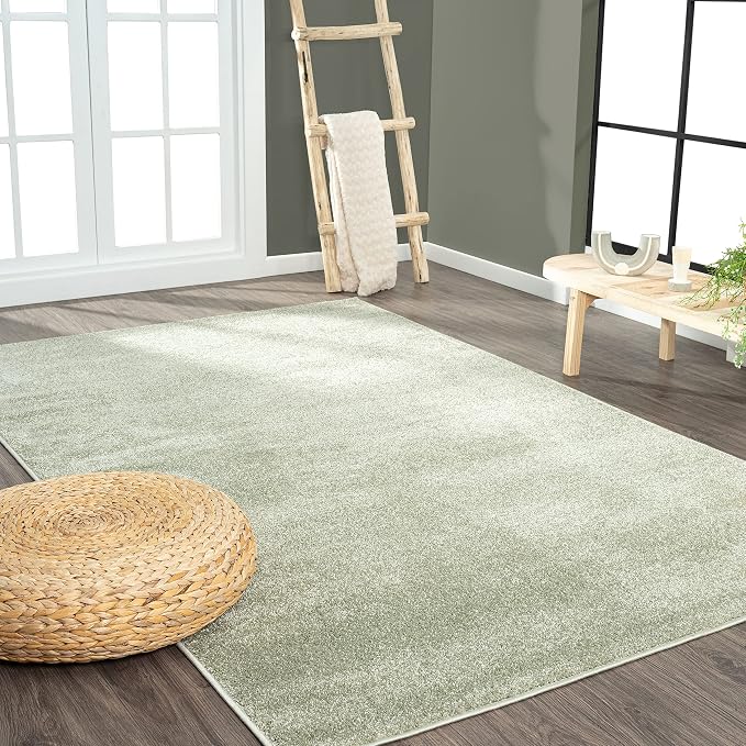 JONATHAN Y Haze Solid Low-Pile Green Indoor Area Rug 4x6, Coastal,Bohemian,Minimalist,Classic, Easy-Cleaning for Living Room,Bedroom,Kitchen,Pet Friendly,Non-Shedding (SEU100O-4)