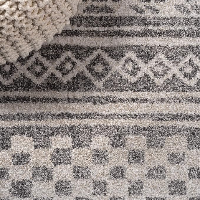 JONATHAN Y Imlil Tribal Stripe Light Gray/Cream Indoor Area Rug, 5x8, Geometric, Bohemian, Casual, Easy-Cleaning for Living Room, Bedroom, Kitchen, Pet Friendly, Non-Shedding (MOH303A-5)