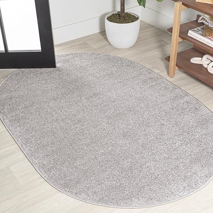 JONATHAN Y Haze Solid Low-Pile Light Gray 4x6 Oval Indoor Area Rug, Coastal,Bohemian,Minimalist,Classic, Easy-Cleaning for Living Room,Bedroom,Kitchen,Pet Friendly,Non-Shedding (SEU100K-4OV)