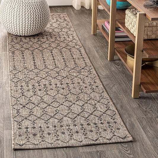 JONATHAN Y Moroccan Geometric Indoor Outdoor Runner Rug 2X20 Natural/Black, Ourika Textured Weave for Backyard, Patio, Porch, Easy-Cleaning, High Traffic, Pet-Friendly, Non-Shedding (SMB108D-220)