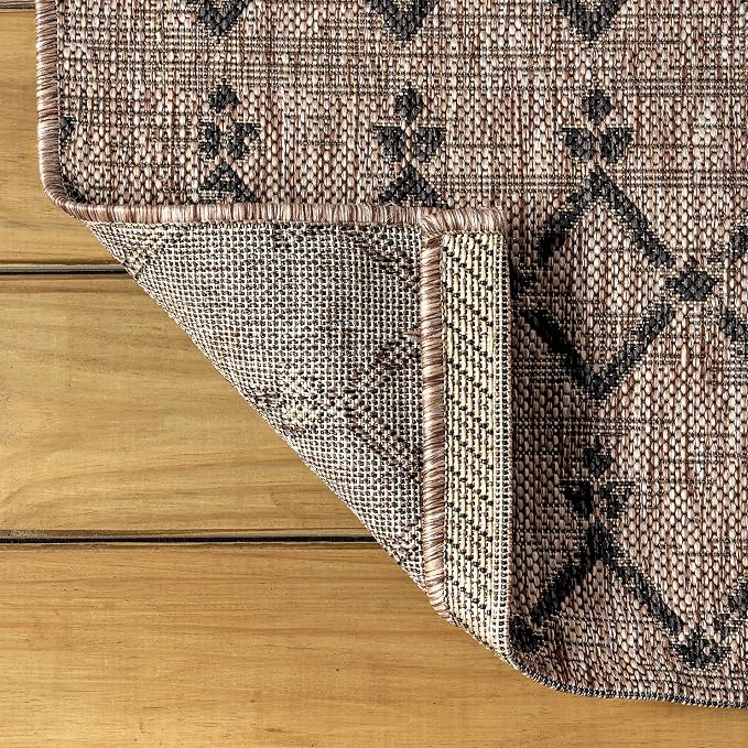 JONATHAN Y Moroccan Geometric Indoor Outdoor Round Area Rug 6 Ft Natural/Black, Ourika Textured Weave for Backyard, Patio, Porch, Easy-Cleaning, High Traffic Pet-Friendly, Non-Shedding SMB108D-6R
