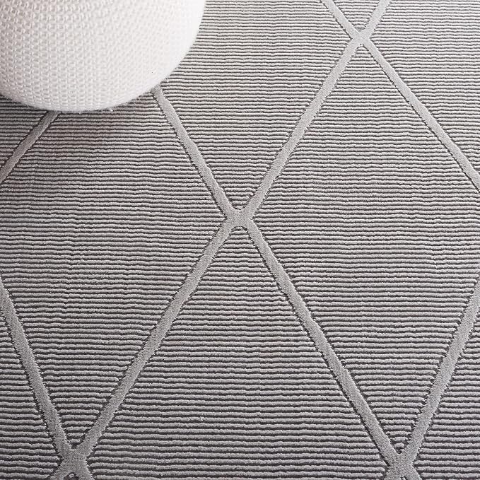 SAFAVIEH Revive Collection Area Rug - 6'7" Round, Grey, Trellis Design, Non-Shedding & Easy Care, Ideal for High Traffic Areas in Living Room, Bedroom (REV104F)