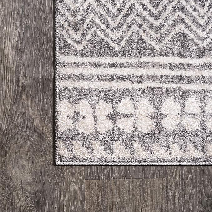 JONATHAN Y Imlil Tribal Stripe Light Gray/Cream Indoor Area Rug, 5x8, Geometric, Bohemian, Casual, Easy-Cleaning for Living Room, Bedroom, Kitchen, Pet Friendly, Non-Shedding (MOH303A-5)