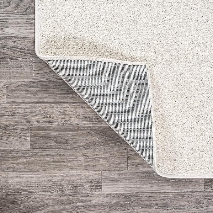 JONATHAN Y Haze Solid Low-Pile Cream 6x6 Square Indoor Area Rug, Coastal,Bohemian,Minimalist,Classic, Easy-Cleaning for Living Room,Bedroom,Kitchen,Pet Friendly,Non-Shedding (SEU100T-6SQ)