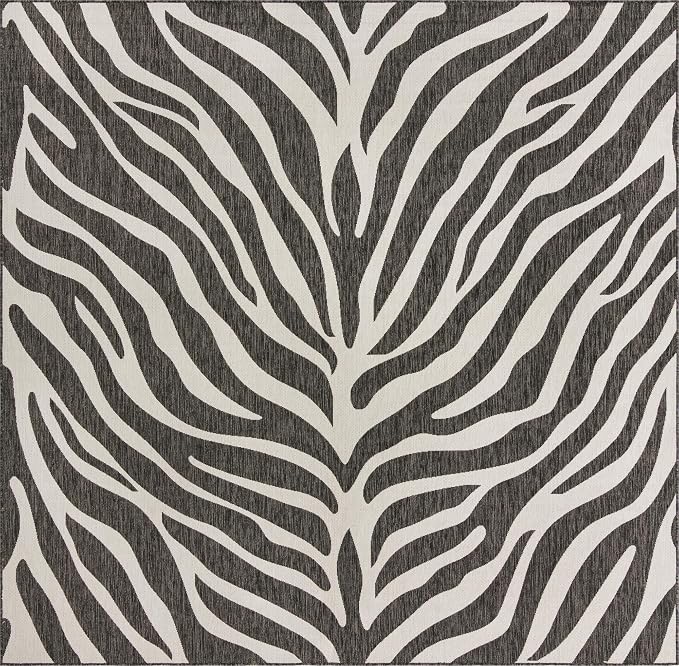 Unique Loom Outdoor Safari Collection Area Rug - Tsavo (10' Square, White/ Black)