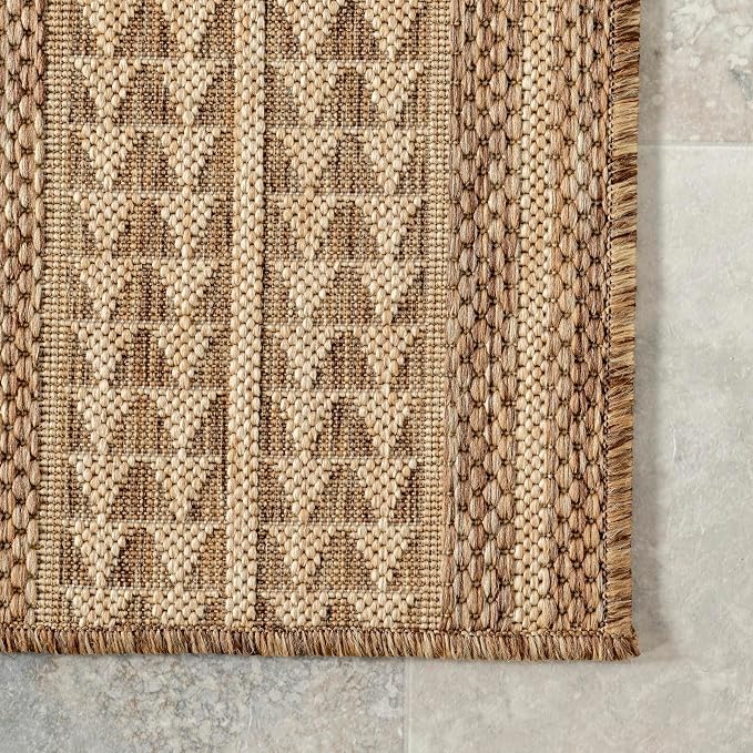 Nuloom Ranya Light Brown/Ivory, 3'6" x 5', Tribal Geometric, Soft and Cozy, High Traffic, Stain Resistant, Easy Clean, Durable Area Rug for Indoor/Outdoor Patio, Deck, Porch, Garden, Courtyard