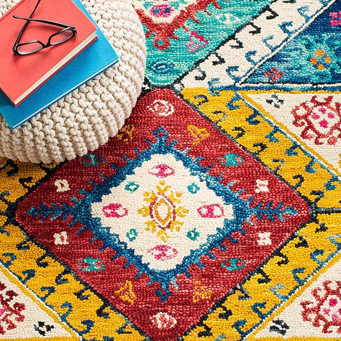 SAFAVIEH Aspen Collection Area Rug - 7' Square, Blue & Rust, Handmade Boho Tribal Wool, Ideal for High Traffic Areas in Living Room, Bedroom (APN525M)