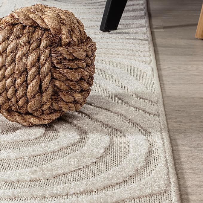 JONATHAN Y Maribo High-Low Abstract Striped Cream/Ivory 7x7 Square Indoor/Outdoor Area Rug, Pet Friendly, Non-Shedding, Stain Resistant, Easy-Cleaning for Backyard, Patio, Porch (SCN103A-7SQ)