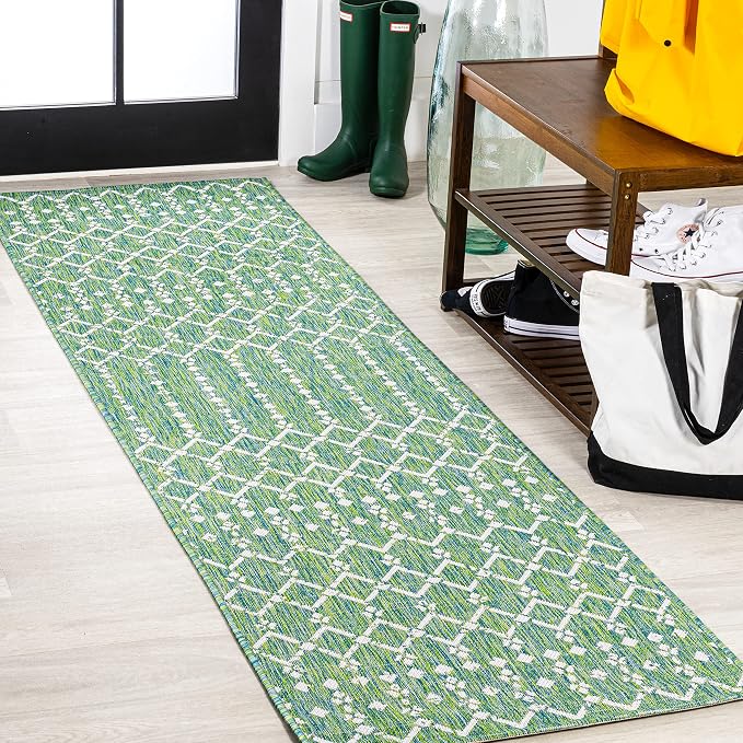 JONATHAN Y Moroccan Geometric Indoor Outdoor Runner Rug 2X8 Green/Cream, Ourika Textured Weave for Backyard, Patio, Porch, Easy-Cleaning, High Traffic, Pet-Friendly, Non-Shedding (SMB108L-28)