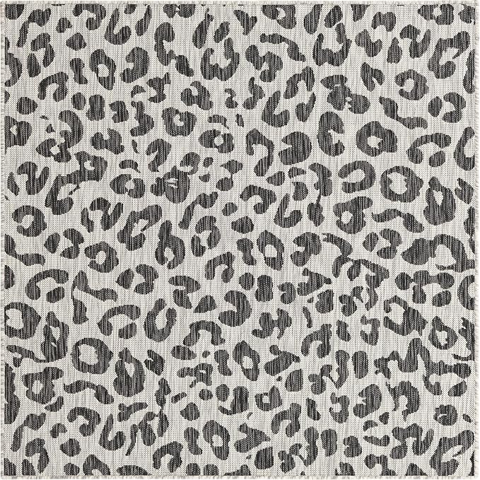 Unique Loom Outdoor Safari Collection Area Rug - Leopard (5' 3" Square, Light Gray/ Gray)