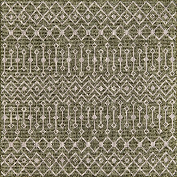 Unique Loom Outdoor Trellis Collection Area Rug - Tribal Trellis (7' 10" Square, Green/ Natural)