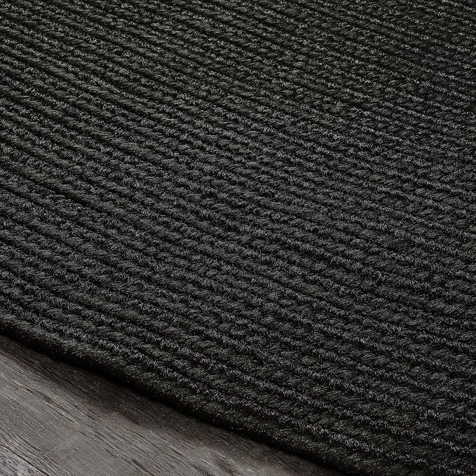 Superior Indoor/ Outdoor Oval Area Rug, Reversible Braided Home Floor Decor for Living Room, Kitchen, Entryway, Patio, Front Porch, Deck, Modern, Boho, Farmhouse Style, 8' x 10', Black