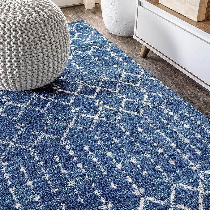 JONATHAN Y Boho Vintage Diamond Blue/White Indoor Area Rug 4X6 ft, Moroccan Hype for Living Room, Bedroom, Kitchen, Office, Easy-Cleaning, High Traffic, Pet-Friendly, Non-Shedding (MOH101A-4)