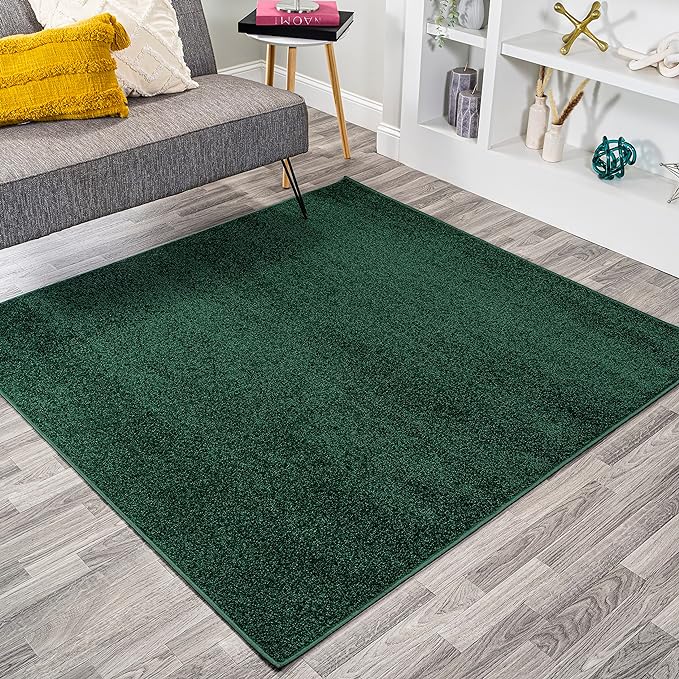 JONATHAN Y Haze Solid Low-Pile Emerald 5x5 Square Indoor Area Rug, Coastal,Bohemian,Minimalist,Classic, Easy-Cleaning for Living Room,Bedroom,Kitchen,Pet Friendly,Non-Shedding (SEU100L-5SQ)