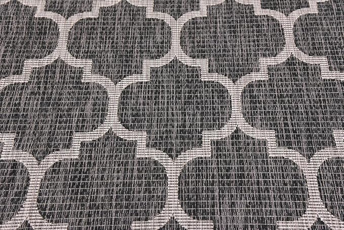 Unique Loom Outdoor Trellis Collection Area Rug (4' 1" x 6' 1" Rectangle, Black/ Ivory)