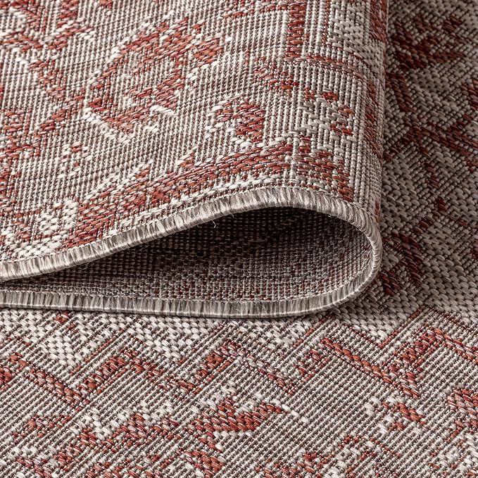 JONATHAN Y Boho Medallion Indoor Outdoor Round Area Rug 9 Ft Red/Taupe, Estrella Textured Weave for Backyard, Patio, Porch, Easy-Cleaning, High Traffic, Pet-Friendly, Non-Shedding (SMB105A-9R)