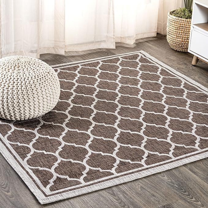 JONATHAN Y Moroccan Trellis Indoor Outdoor Square Area Rug 4X4 Espresso/Taupe, Trebol Textured Weave for Backyard, Patio, Porch, Easy-Cleaning, High Traffic, Pet-Friendly, Non-Shedding (SMB109B-4SQ)