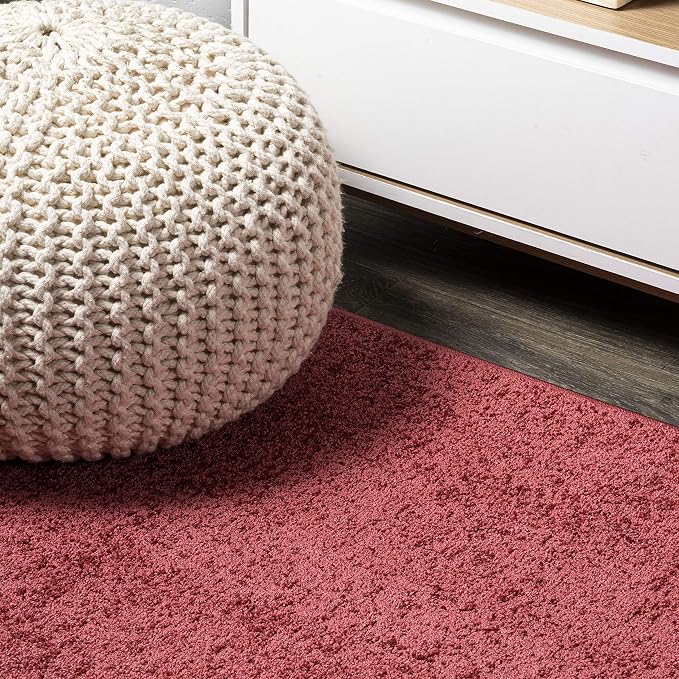 JONATHAN Y Haze Solid Low-Pile Red 5x5 Square Indoor Area Rug, Coastal,Bohemian,Minimalist,Classic, Easy-Cleaning for Living Room,Bedroom,Kitchen,Pet Friendly,Non-Shedding (SEU100E-5SQ)