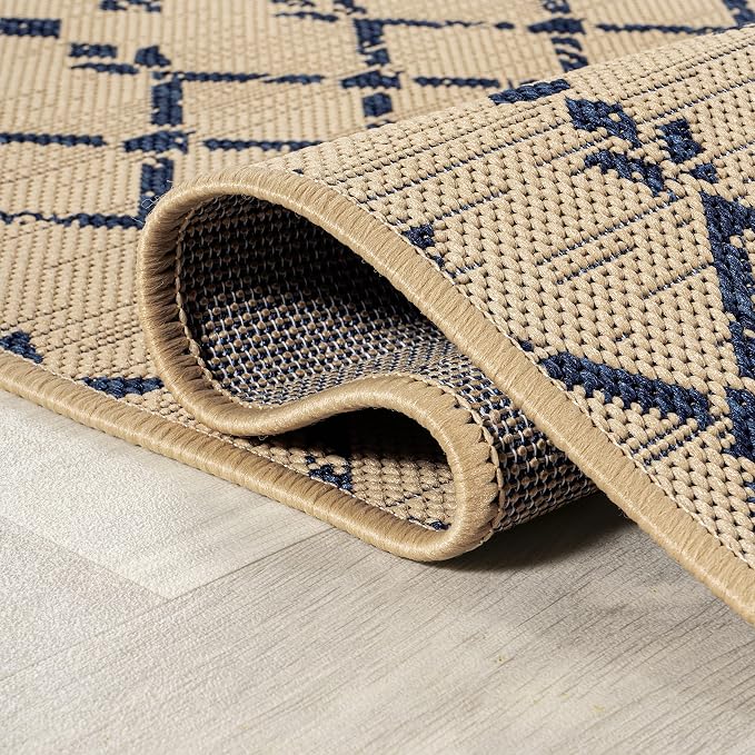 JONATHAN Y Moroccan Geometric Indoor Outdoor Square Area Rug 8X8 Beige/Navy, Ourika Textured Weave for Backyard, Patio, Porch, Easy-Cleaning, High Traffic, Pet-Friendly, Non-Shedding (SMB108H-8SQ)