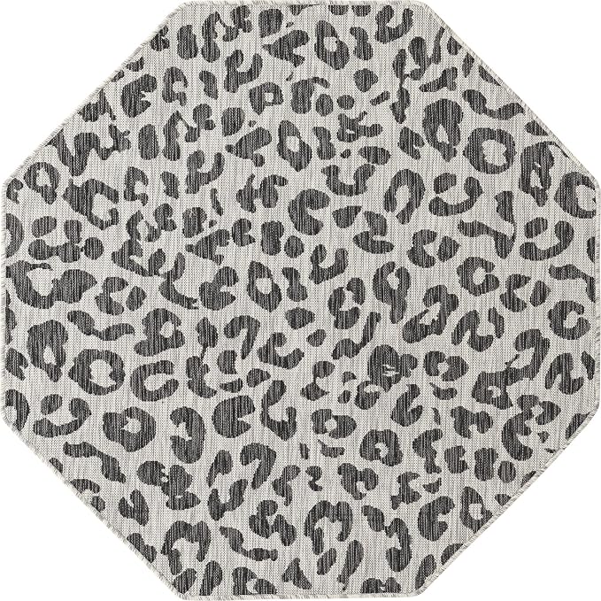 Unique Loom Outdoor Safari Collection Area Rug - Leopard (5' 3" Octagon, Light Gray/ Gray)