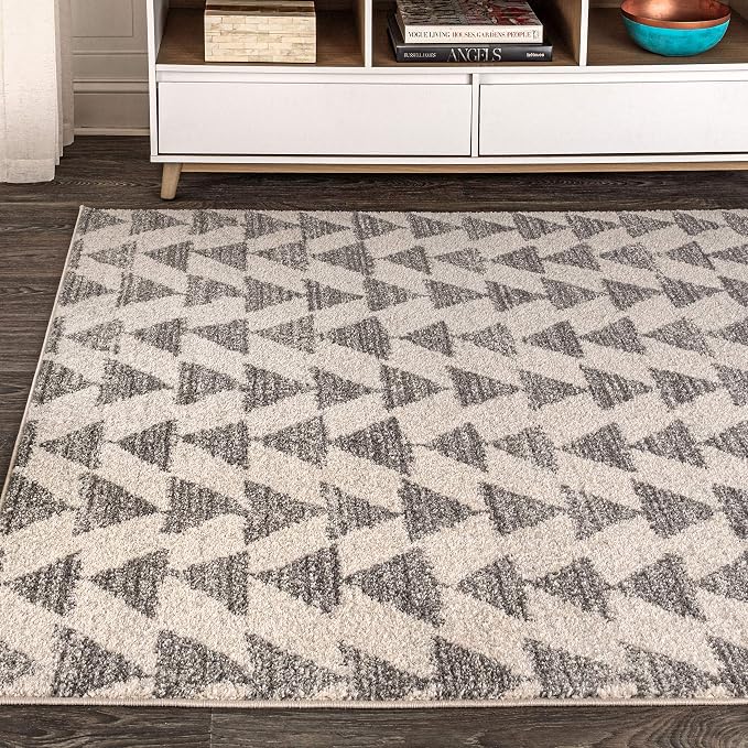 JONATHAN Y Aisha Moroccan Triangle Geometric Cream/Gray Indoor Area Rug, 3x5, Contemporary, Modern, Easy-Cleaning for Living Room, Bedroom, Kitchen, Pet Friendly, Non-Shedding (MOH206B-3)