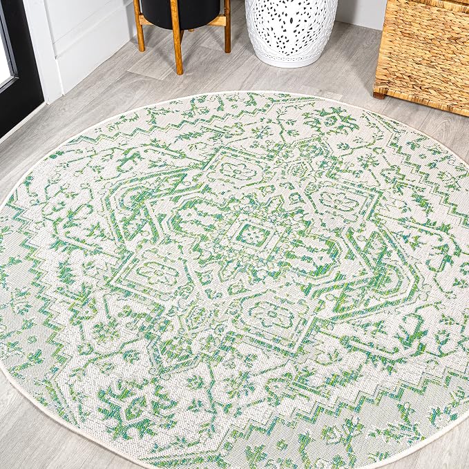JONATHAN Y Boho Medallion Indoor Outdoor Round Area Rug 5 Ft Green/Cream, Estrella Textured Weave for Backyard, Patio, Porch, Easy-Cleaning, High Traffic, Pet-Friendly, Non-Shedding (SMB105G-5R)